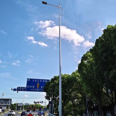 خرید Conical / Polygonal / Round Street Light Pole with Hot Dip Galvanization online manufacture