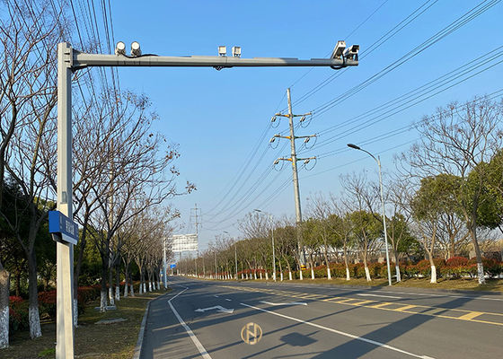 خرید SGS Q345 8M Telescopic Cctv Pole L Type RAL Standard Color online manufacture