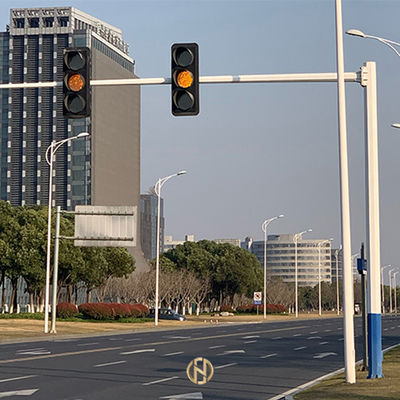 خرید 6M 8M Traffic Signal Pole Octagonal Shape ISO 9001 Certification online manufacture