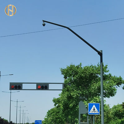 خرید Road Traffic Security Camera Lamp Post With Painting 5mm Thickness Polygonal Type online manufacture