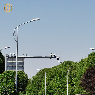 خرید Steel Street Light Pole 6m - 12m Hot Dip Galvanized / Powder Coating Surface online manufacture