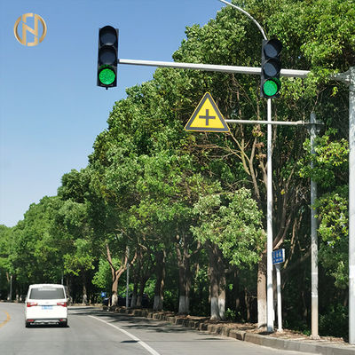خرید 2.5mm - 14mm Thickness Traffic Light Post Shaft Cantilever Powder Coated online manufacture