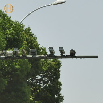 خرید Hot Dip Galvanized CCTV Camera Mounting Pole Good Earthquake Resistance online manufacture