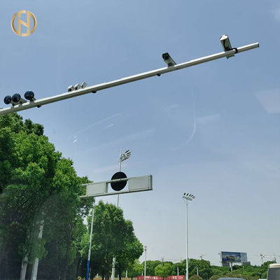 خرید 3M 4.5M 5M 6M Traffic Light Pole Durable For Signal Light Board In Road online manufacture