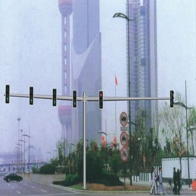 خرید Green Yellow Red Light Pole 3M 6M Hot Dip Galvanization / Powder Coating Surface online manufacture